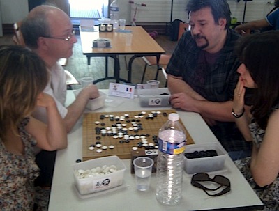 1st round:  Chaîne/Colmez, France (left) playing Suciu/Calota, Romania (photo courtesy of Pierre Boudailliez)